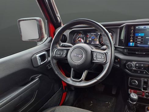 Used 2024 Jeep Gladiator Mojave w/ Convenience Group image 12