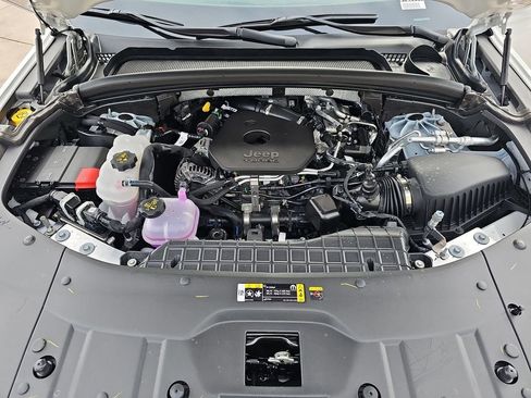 New 2026 Jeep Grand Cherokee Laredo image 33