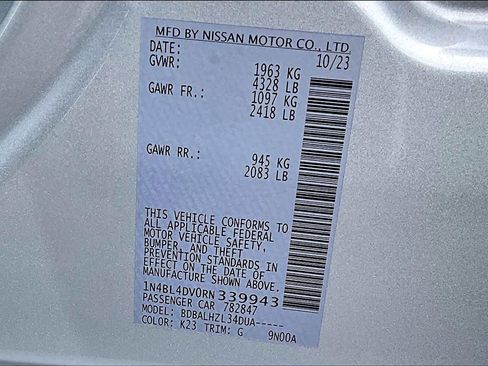 Used 2024 Nissan Altima 2.5 SV FWD image 34