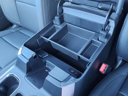 New 2026 GMC Sierra 1500 SLT w/ SLT Premium Plus Package image 32