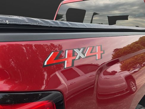 Used 2018 Chevrolet Silverado 1500 LT w/ All Star Edition AWD/4WD image 46