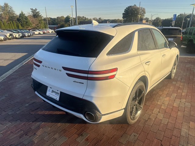 Used 2022 Genesis GV70 3.5T Sport w/ Sport Prestige Package AWD/4WD image 14