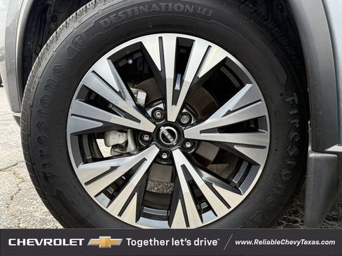 Used 2023 Nissan Rogue SV FWD image 10
