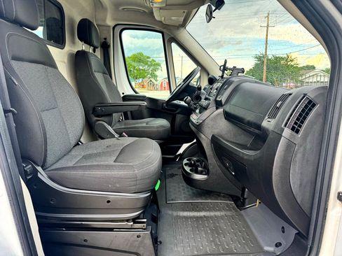 Used 2015 RAM ProMaster 1500 w/ Interior Convenience Group image 13