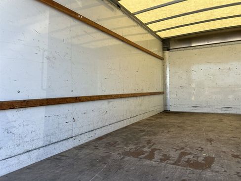 Used 2021 GMC Savana 3500 Extended w/ Power Convenience Package image 14