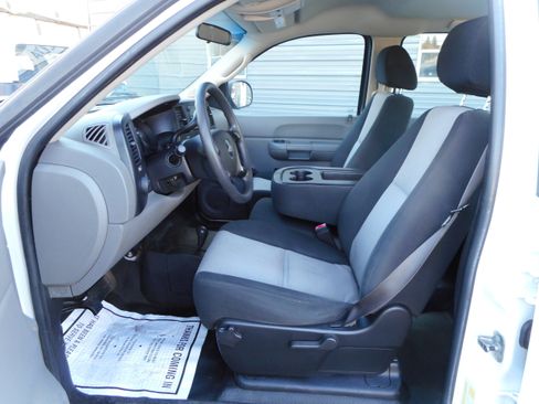 Used 2008 Chevrolet Silverado 1500 W/T w/ Skid Plate Package image 12