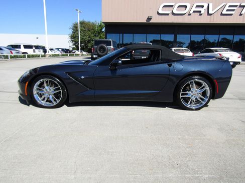 Used 2014 Chevrolet Corvette Stingray Convertible w/ 3LT Preferred Equipment Group image 26