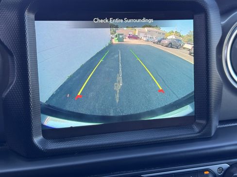 Used 2021 Jeep Wrangler Unlimited Sahara w/ Uconnect 4C Nav & Sound Group image 25