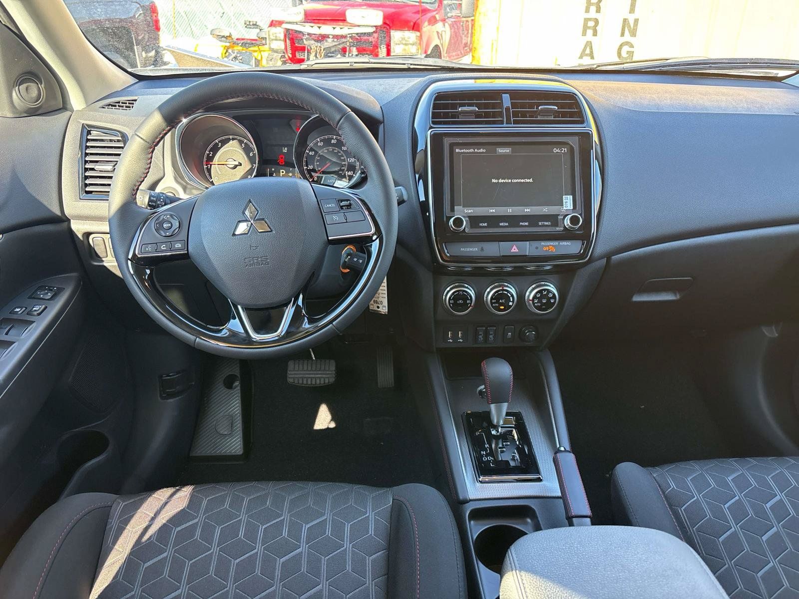 New 2026 Mitsubishi Outlander Sport LE AWD/4WD image 7