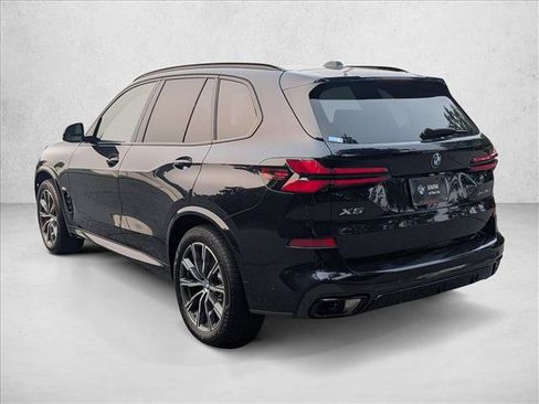 New 2026 BMW X5 xDrive40i w/ M Sport Package AWD/4WD image 8