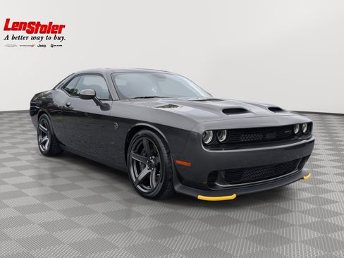 Used 2021 Dodge Challenger SRT Hellcat Redeye image 7
