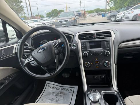 Used 2019 Ford Fusion S FWD image 12