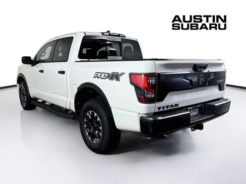 Used 2024 Nissan Titan PRO-4X w/ Pro-4x Convenience Package AWD/4WD image 5