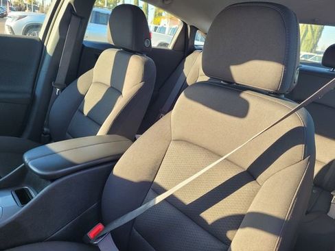 Used 2023 Chevrolet Malibu LT image 11