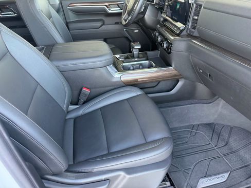 Used 2023 Chevrolet Silverado 1500 RST w/ Convenience Package II image 22