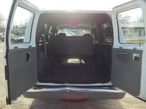 Used 1999 Ford E-350 and Econoline 350 XL RWD image 8