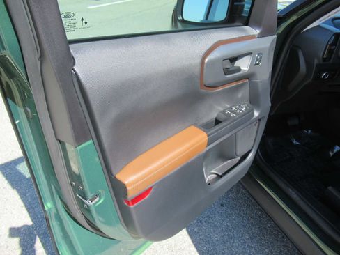 Used 2024 Ford Bronco Sport Outer Banks w/ Tech Package AWD/4WD image 16