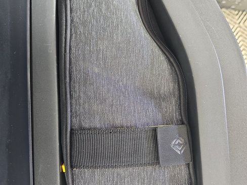 Used 2022 Rivian R1T Launch Edition AWD/4WD image 31