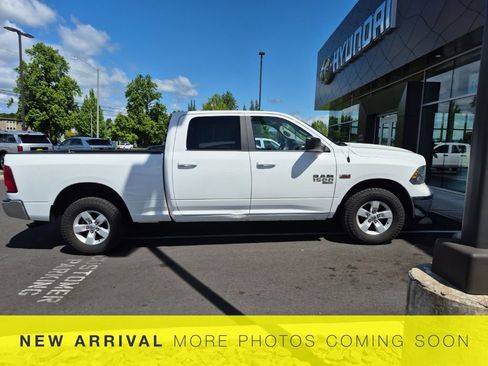 Used 2019 RAM 1500 Classic SLT AWD/4WD image 5