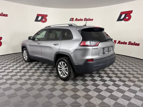 Used 2020 Jeep Cherokee Latitude FWD image 5