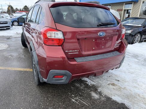 Used 2017 Subaru Crosstrek 2.0i Premium w/ Moonroof Package image 23