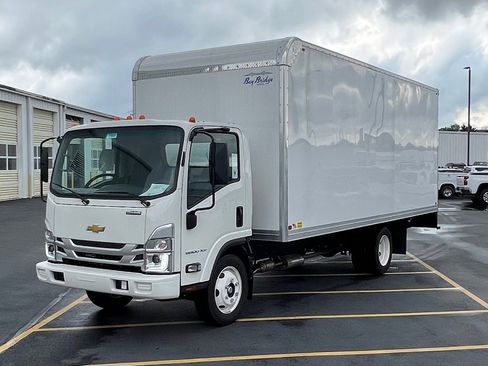 New 2024 Chevrolet Low Cab Forward 5500XG RWD image 3