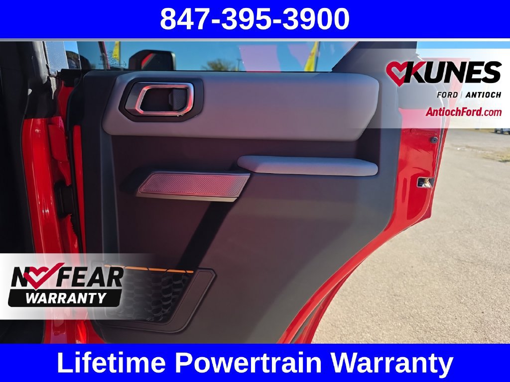 Used 2023 Ford Bronco Badlands w/ Sasquatch Package AWD/4WD image 38