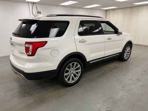 Used 2016 Ford Explorer Limited image 7