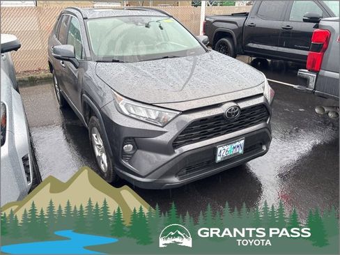 Certified 2019 Toyota RAV4 XLE image 1