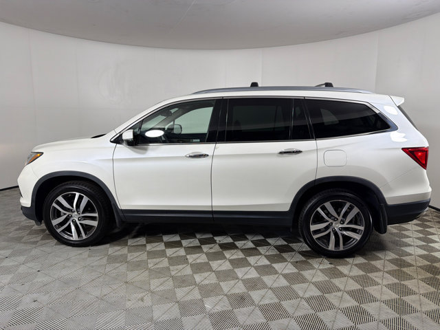Used 2018 Honda Pilot Touring image 8