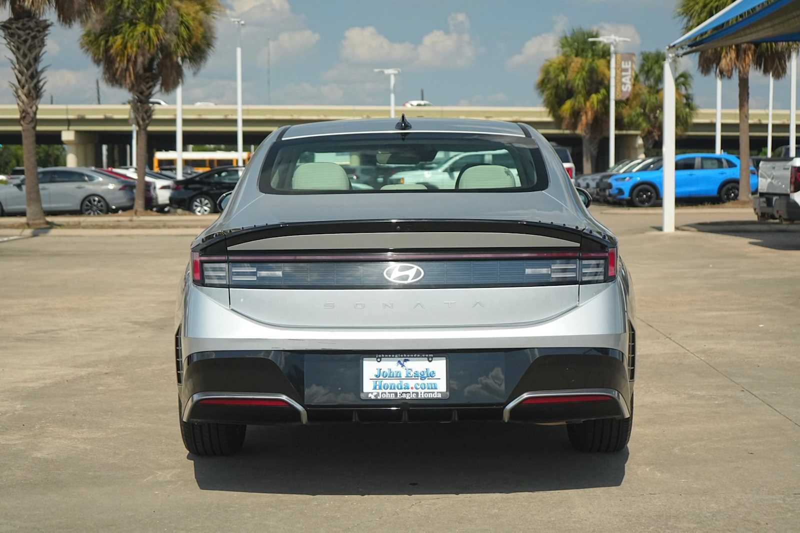 Used 2025 Hyundai Sonata SEL FWD image 5