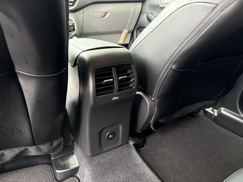 New 2026 Ford Escape Platinum image 23