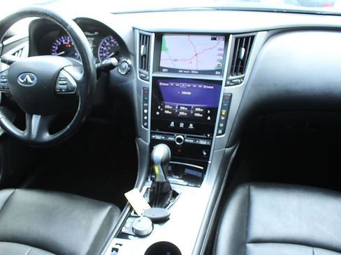 Used 2017 INFINITI Q50 3.0t Premium w/ 3.0T Premium Plus Package image 20