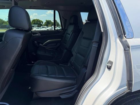 Used 2020 GMC Yukon Denali w/ Denali Premium Package RWD image 7