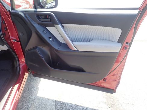 Used 2017 Subaru Forester 2.5i Premium w/ Protection Package #1 image 28