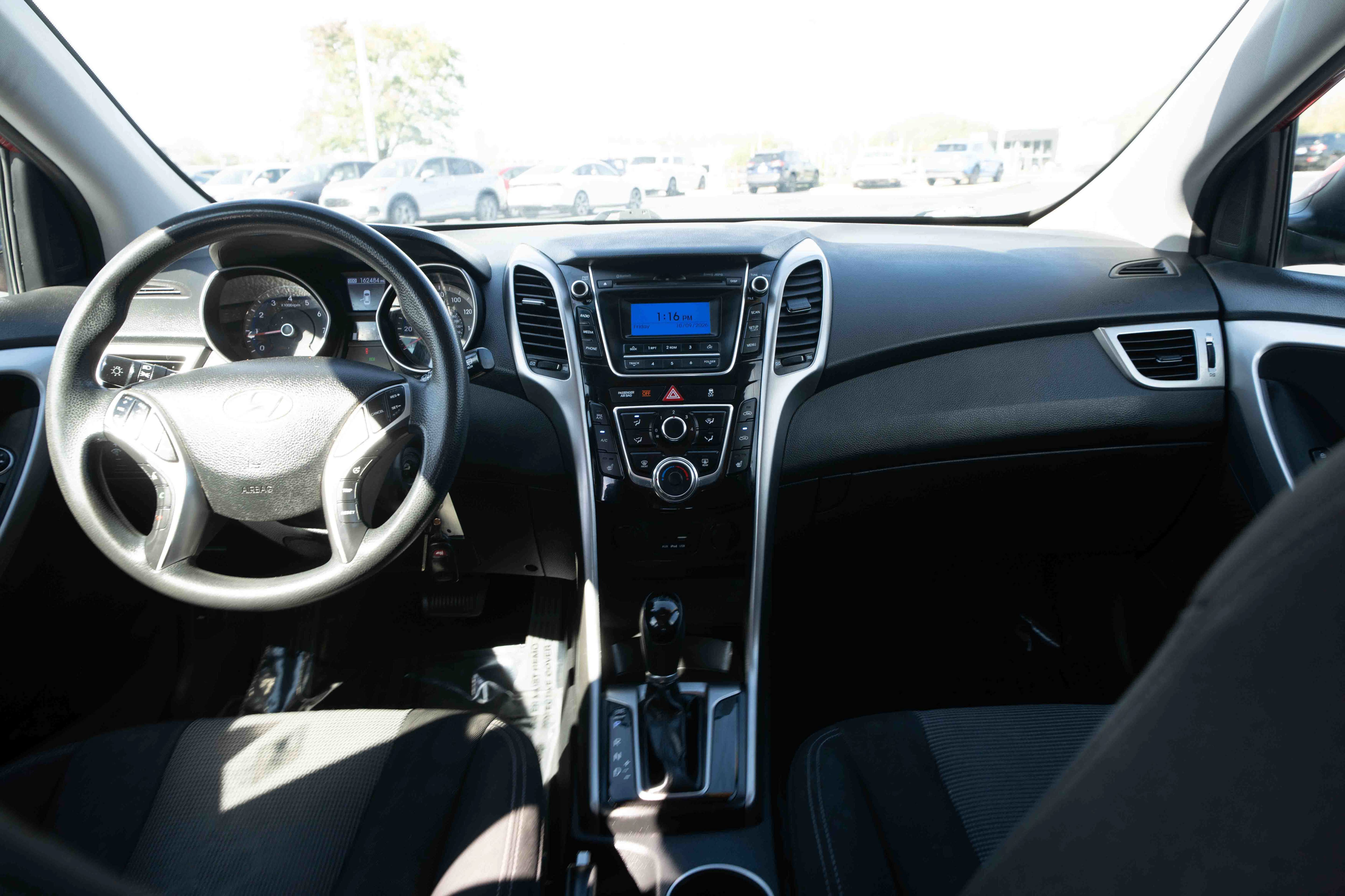 Used 2016 Hyundai Elantra GT FWD image 21