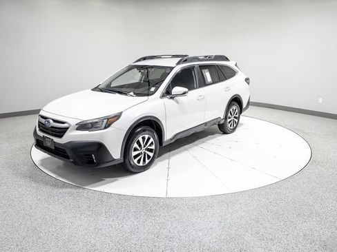 Used 2022 Subaru Outback Premium AWD/4WD image 34