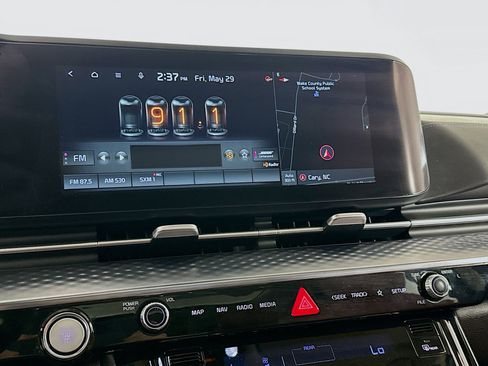 Used 2022 Kia Carnival SX Prestige FWD image 21