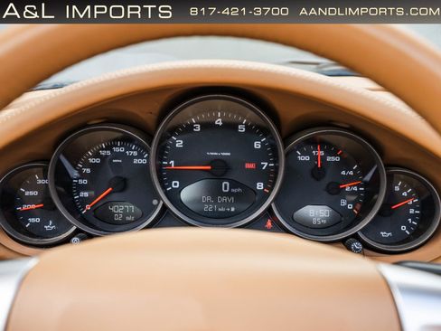 Used 2007 Porsche 911 Cabriolet image 8
