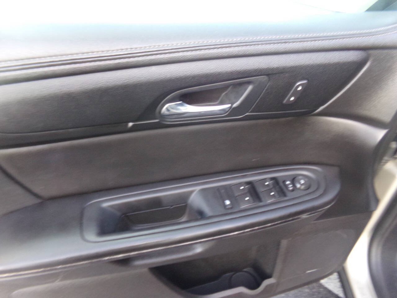Used 2014 GMC Acadia SLT AWD/4WD image 40