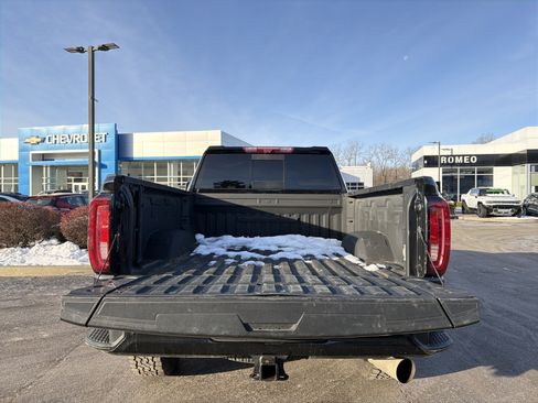 Used 2022 GMC Sierra 3500 Denali w/ Denali Black Diamond Edition image 33