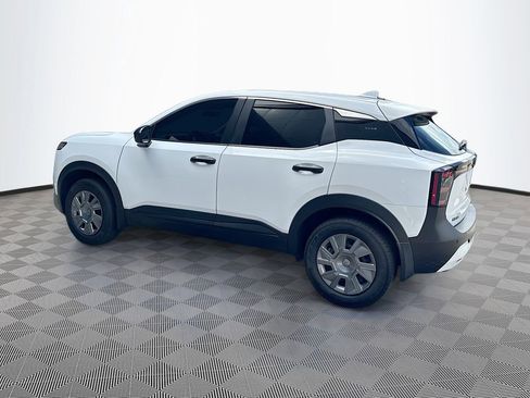 Used 2025 Nissan Kicks S image 6