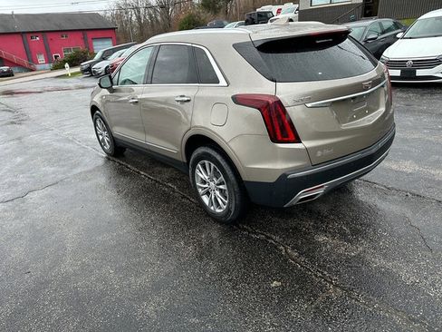 Used 2022 Cadillac XT5 Premium Luxury w/ LPO, Floor Liner Package image 9