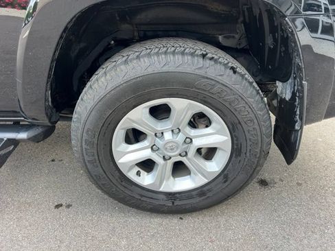 Used 2024 Toyota 4Runner SR5 Premium w/ Moonroof Package AWD/4WD image 9