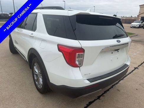Used 2022 Ford Explorer XLT w/ Equipment Group 202A RWD image 8
