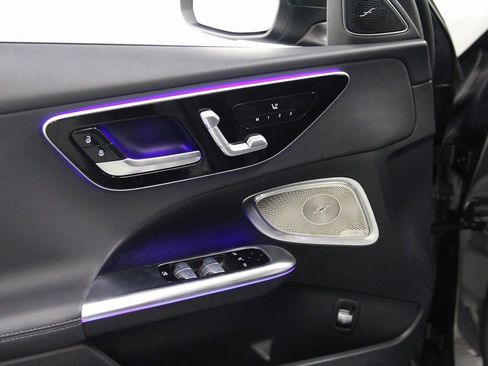 Certified 2022 Mercedes-Benz C 300 4MATIC Sedan image 22