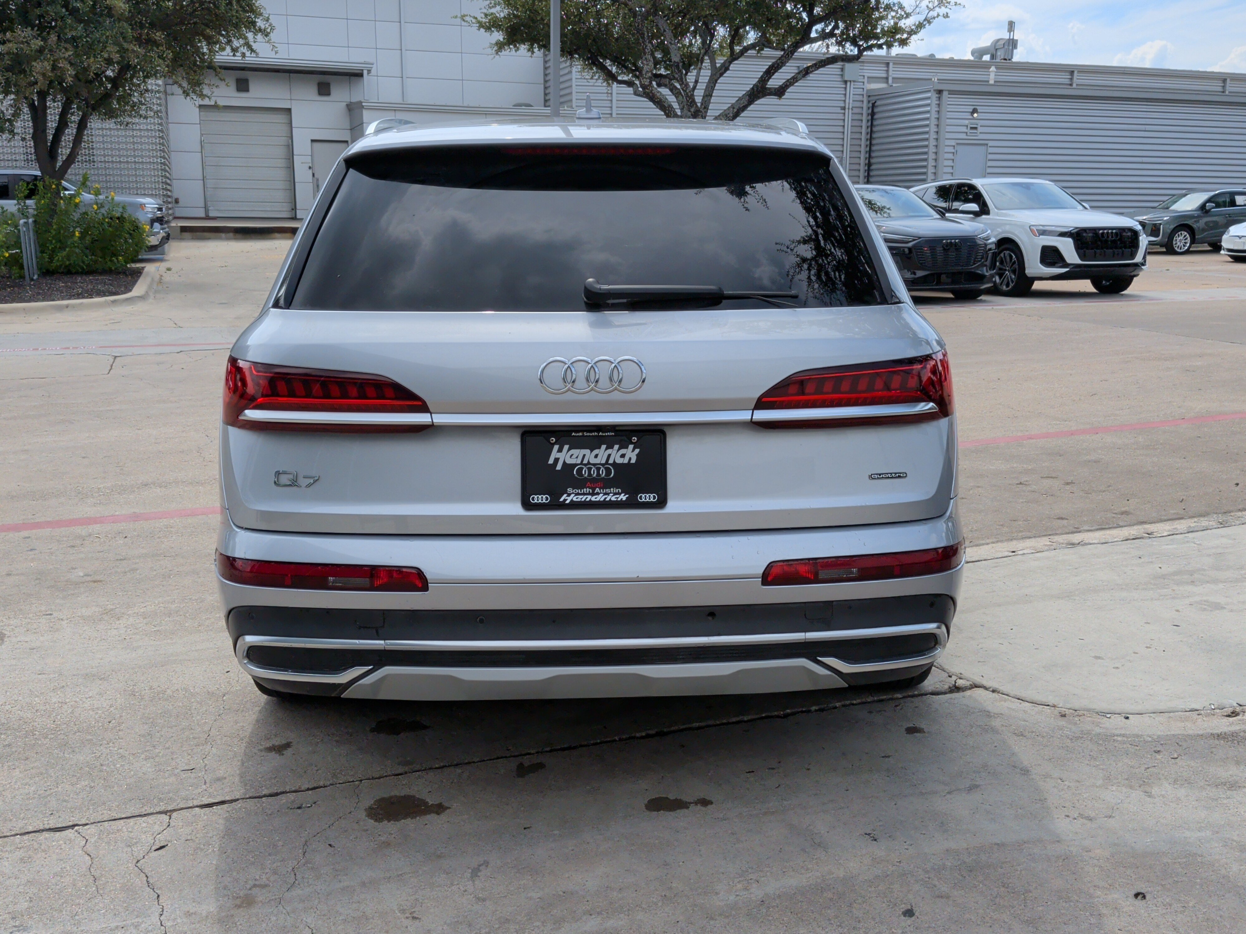 Used 2022 Audi Q7 2.0T Premium Plus w/ Premium Plus Package AWD/4WD image 9