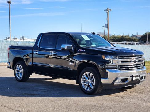 Used 2021 Chevrolet Silverado 1500 LTZ image 2