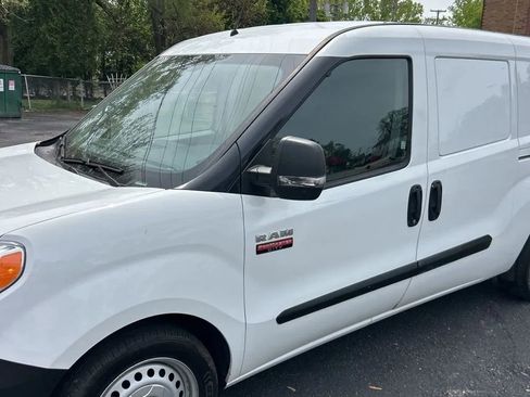 Used 2018 RAM ProMaster City Tradesman FWD image 2