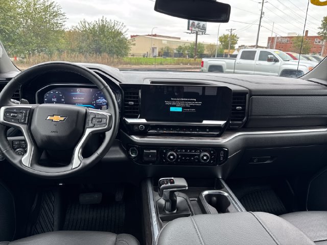 Used 2026 Chevrolet Silverado 1500 LTZ AWD/4WD image 13
